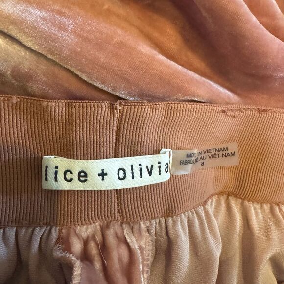 Alice and Olivia Racquel Wide-Leg Velvet Pants | Size 8 - Picture 6 of 8